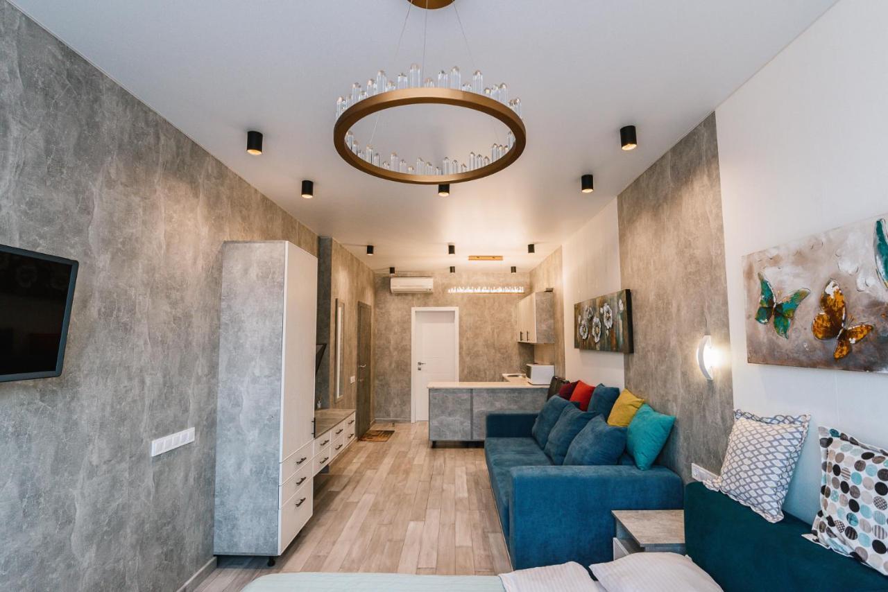 Royal Tower Luxurious Smart
